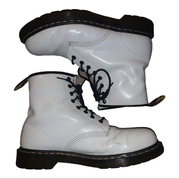 Dr. Martens | 1460 Boots - Picture 3 of 9